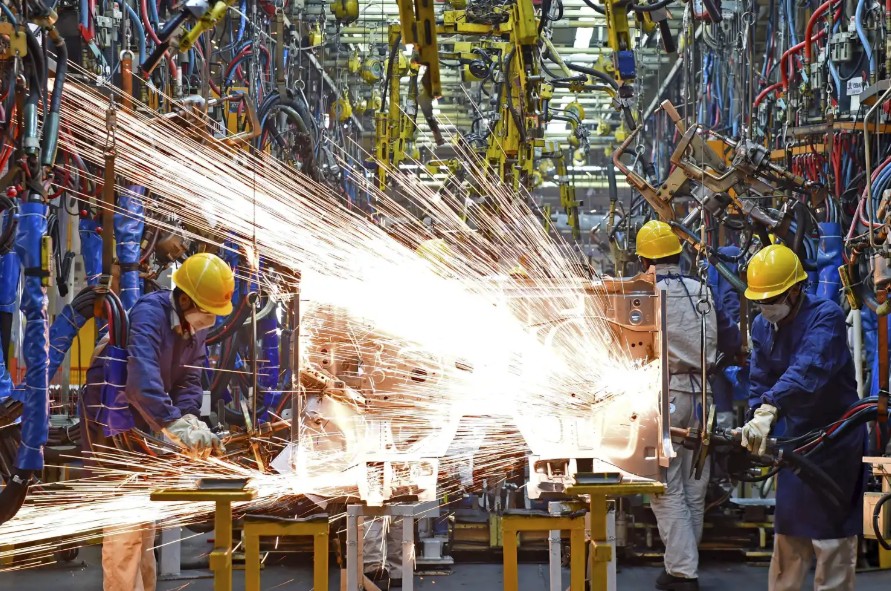 Why Manufacturing Is Important - 10 Key Benefits for the Economy and Society